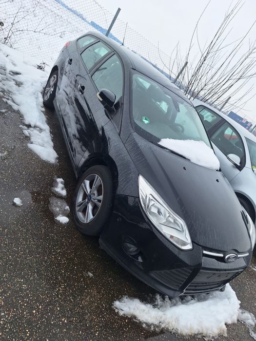 Dezmembrez ford focus 2014 benzina 1.0