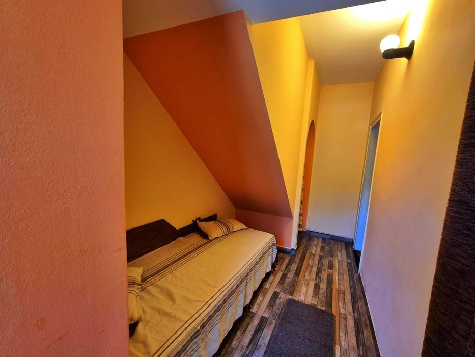 Комплекс -механа и къща за гости до Гложенския манастир и Тетевен !