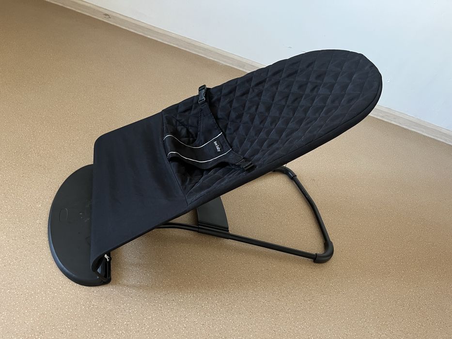 Продам шезлонг в хорошем состоянии