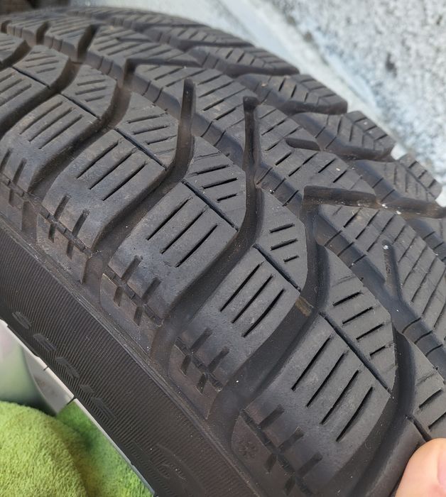 Jante aliaj Mini Cooper r 15, anvelope iarna Pirell 175 65 15i