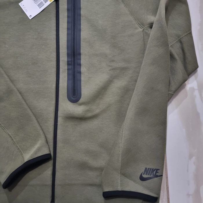 Hanorac Nike Tech nou, original, marimea S