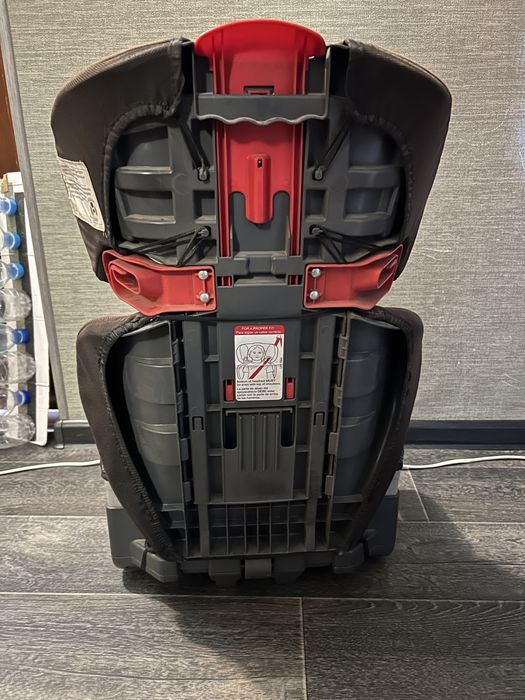 Авто кресло Graco 4-12 лет