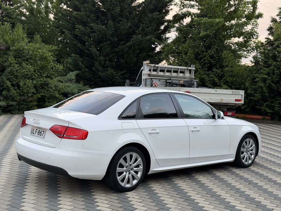 Audi A4 2.0 diesel  170 cp 2011 full led