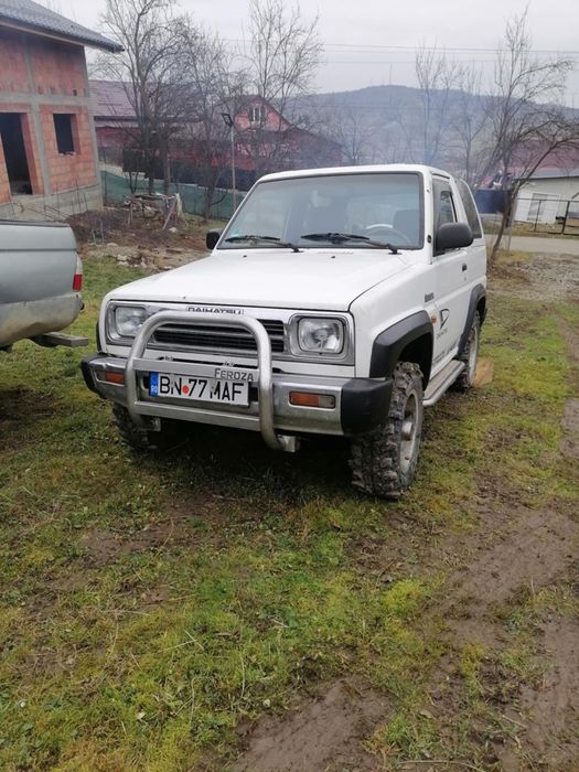 Vând Daihatsu feroza