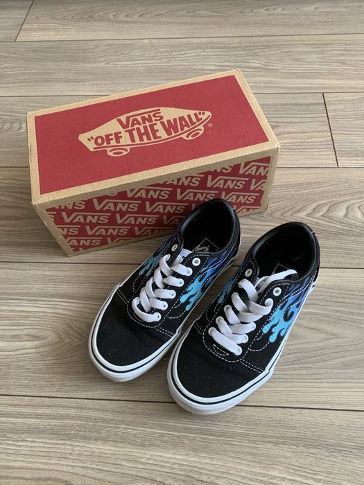 Детски обувки Vans 30 номер