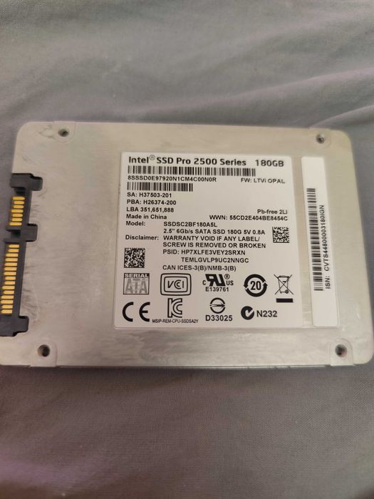 intel SSD pro 2500 series 180gb