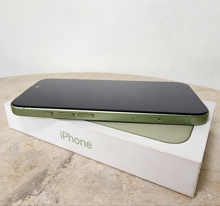 Iphone 17 green 256gb