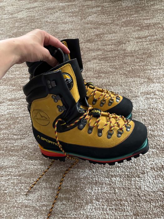 La Sportiva Nepal