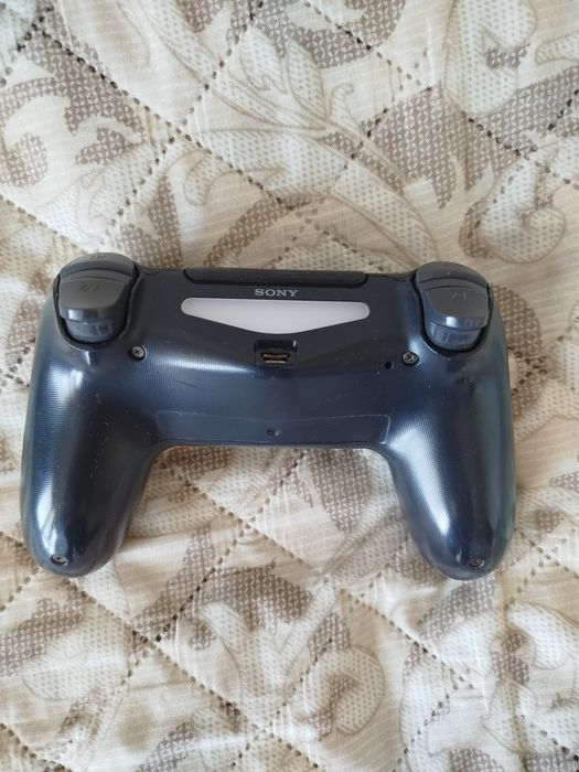 Play station 4slim 500GB