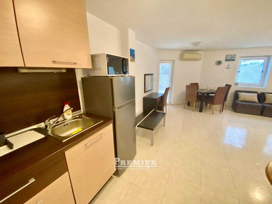 Продава се Едностаен апартамент в Свети Влас - 75 кв.м за 1000 €/кв.м - Снимка #4