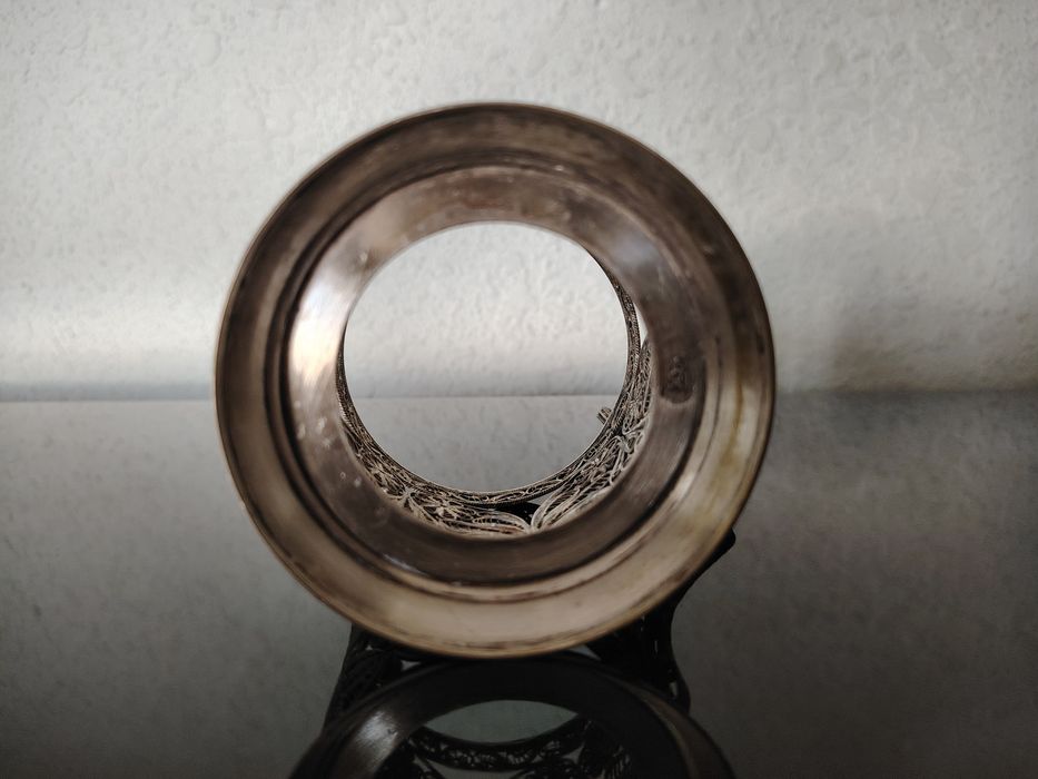 Старинный подстаканник с редкими узорами