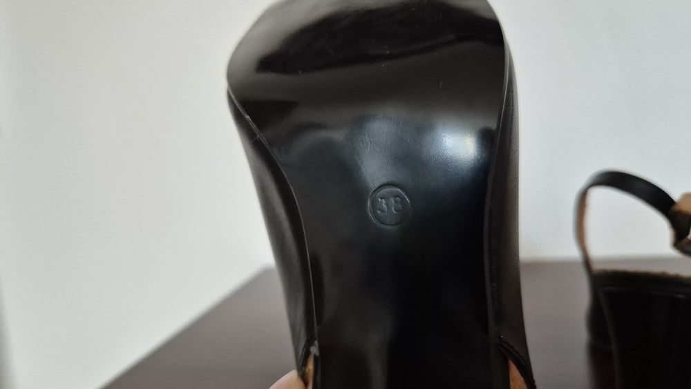 Pantofi de piele 37
