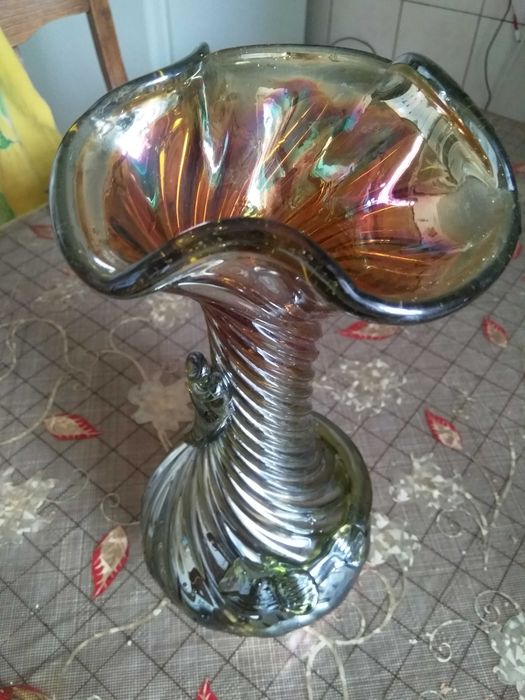 Продам красивые вазы