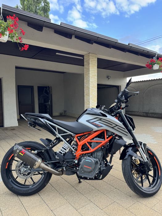 Ktm Duke 125 50 cai (super modificat) pentru a1