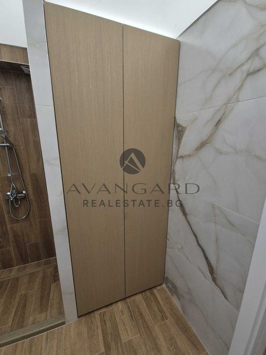 Продава се Двустаен апартамент в Пловдив, Център - 67 кв.м за 2436 €/кв.м - Снимка #12