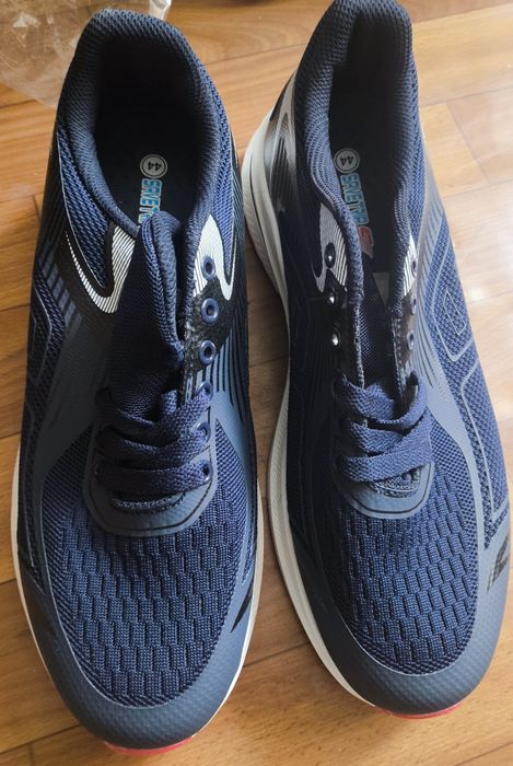 Мужская обувь. Кросовки.