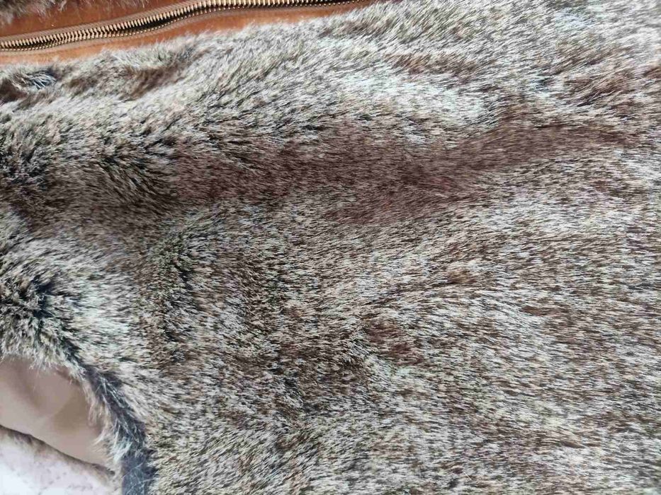 Елек с косъм и цип