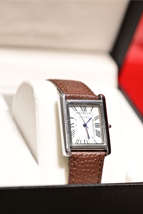 Cartier Tank.   .