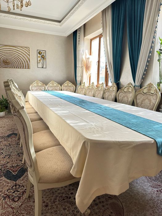 Продам стол и стулья