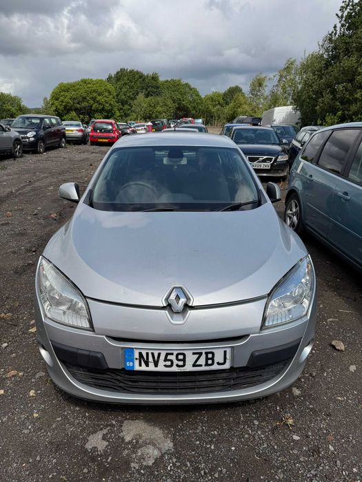 Dezmembrari Renault Megane 3 1.5 dci K9K832 an 2010