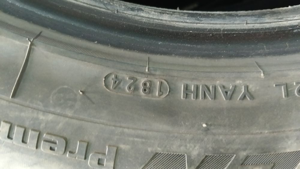 Шины летние  225.55.R 18