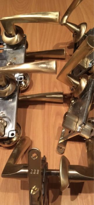 Замок Эльбор