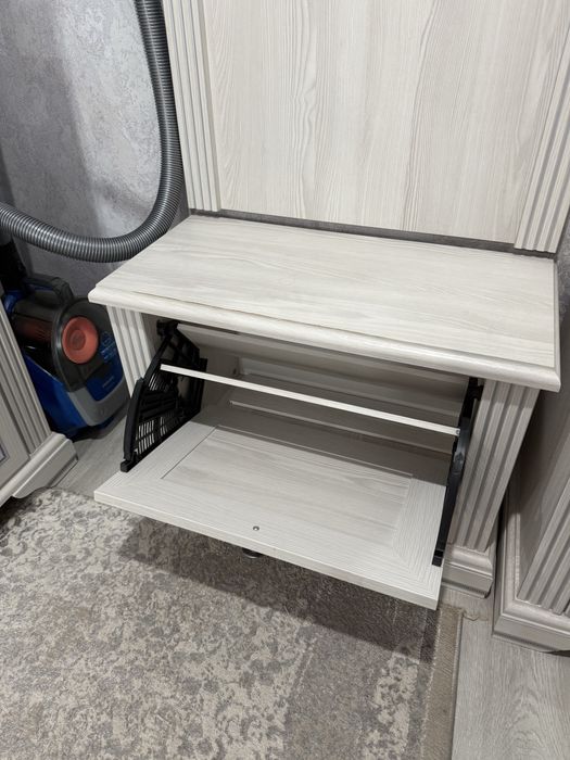 Продам прихожую