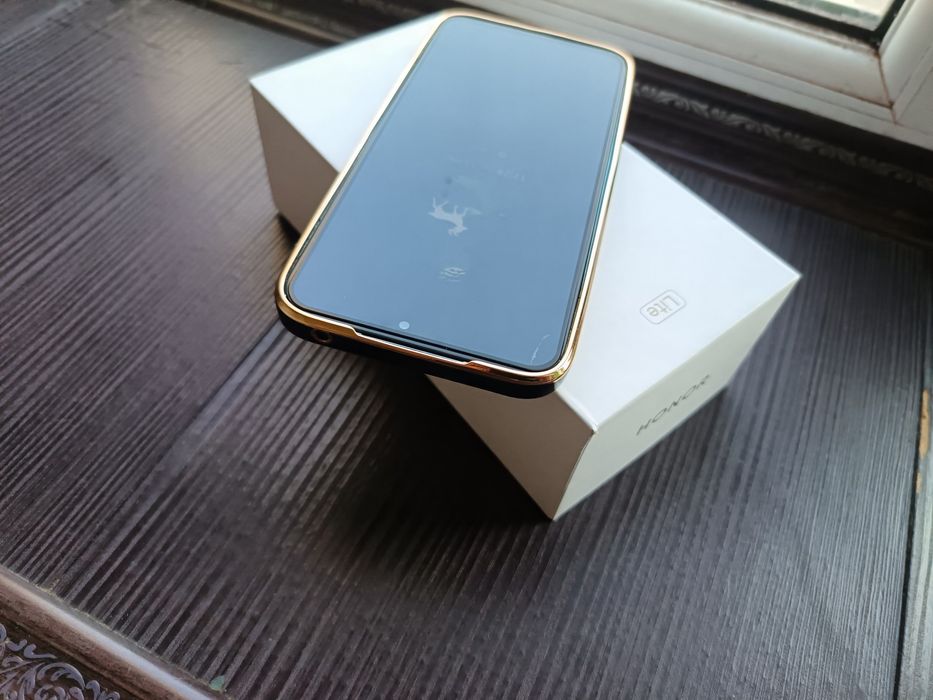 Honor 200 Lait 256гб . Мощный флагман