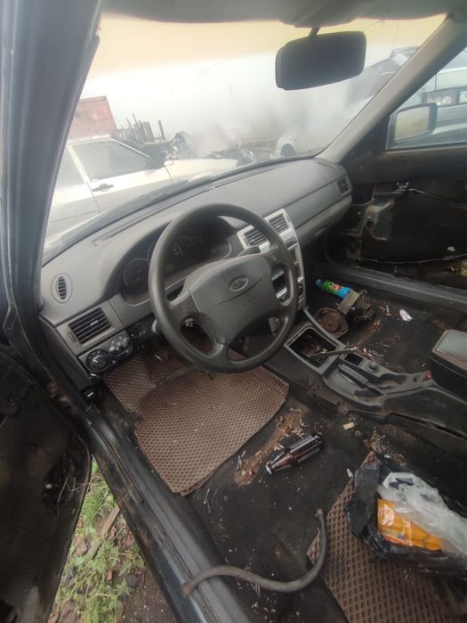 Приора на разбор