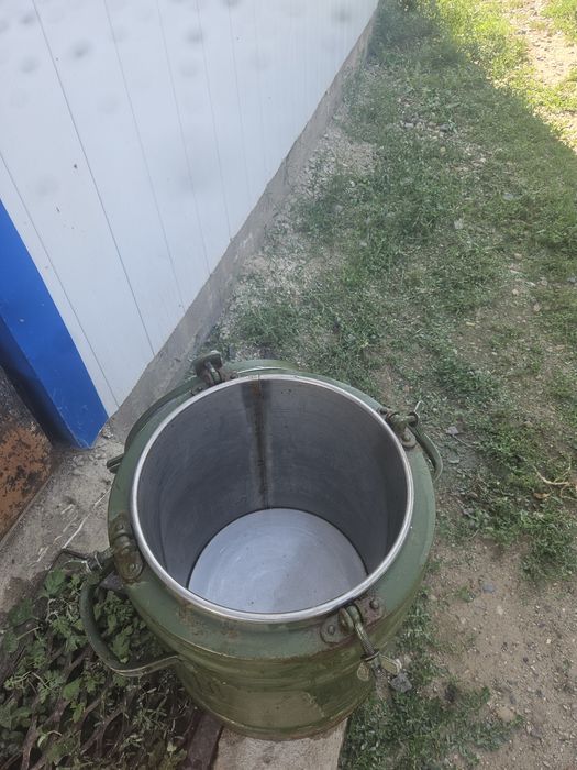 Продам термос военный для пищи