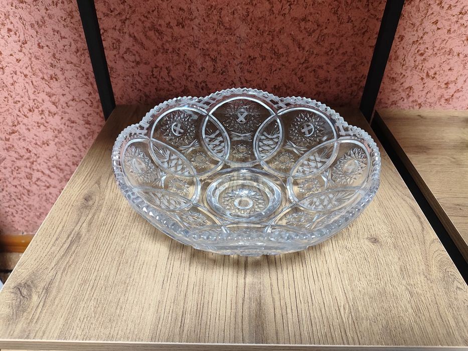 Хрусталь (разной формы вазочки)