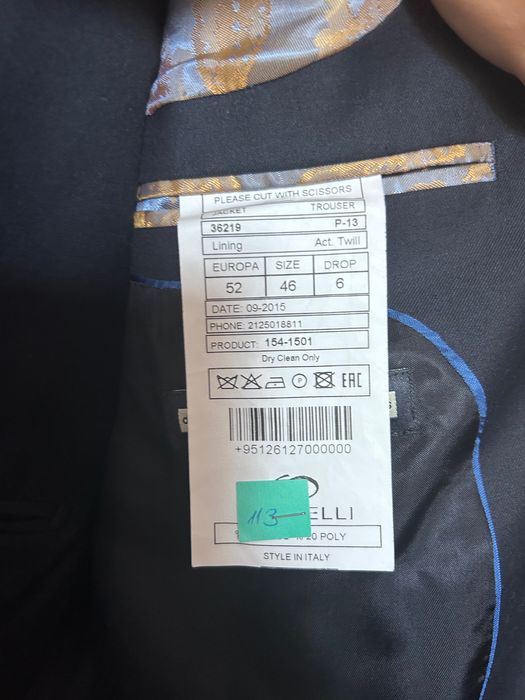 Оригинален мъжки костюм Pierre Cardin