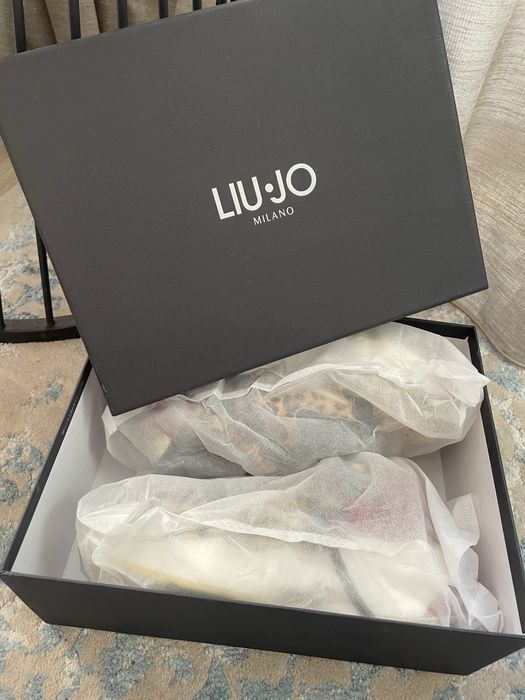 Liu Jo Сникърси Jog 09 Sneaker BA0019 PX008 Кафяв