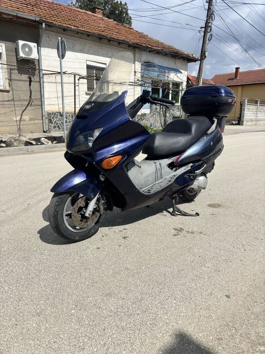 Продавам Хонда 250