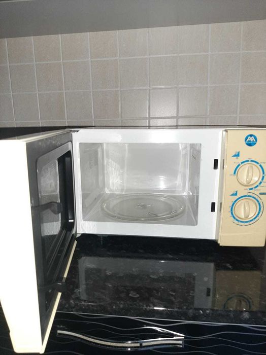 Микроволновая печь