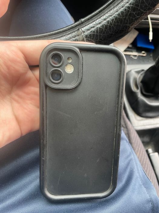 Продам айфон 11 с минусами