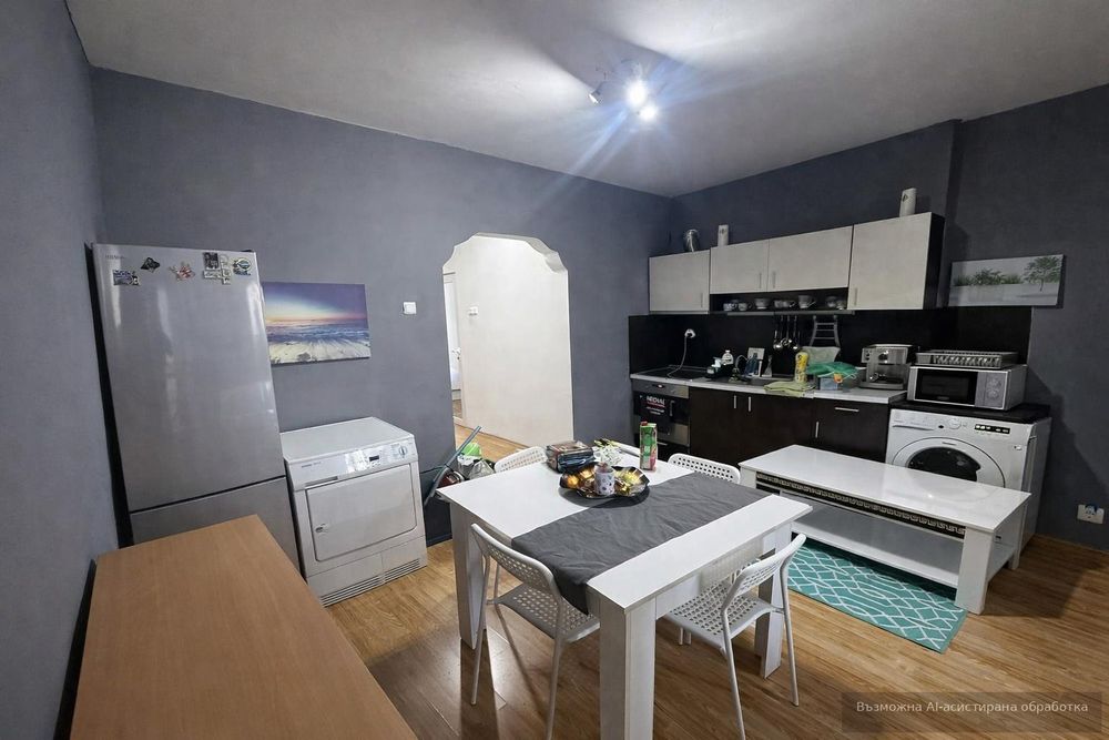 Тристаен апартамент под наем в центъра на София, 2203662