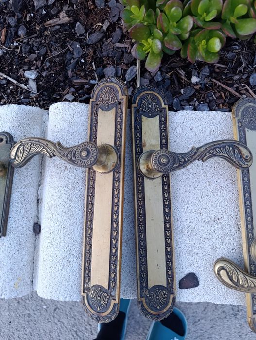 Старинни брави и дръжки