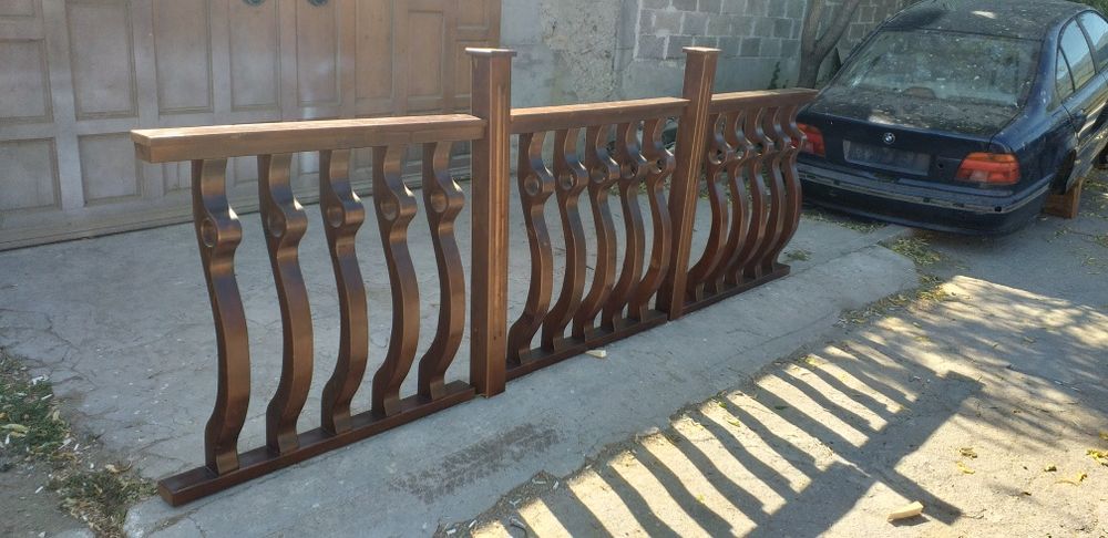 Дървен парапет по размер