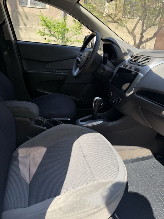 Chevrolet Cobalt 2022 — 5