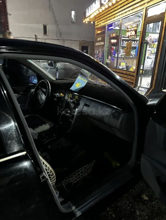 Мерседес Липарик