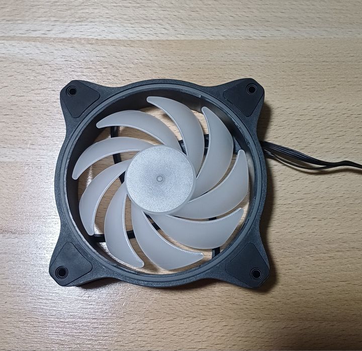 Chieftec zf 1225rgb ventilator 120mm Argb 1600rpm, NOU