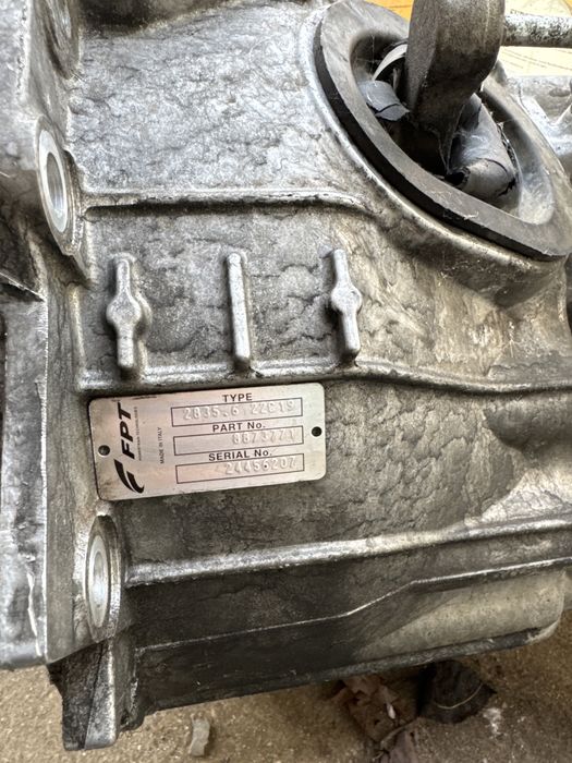 Cutie viteze manuala 6+1 2.3 cod 8873771