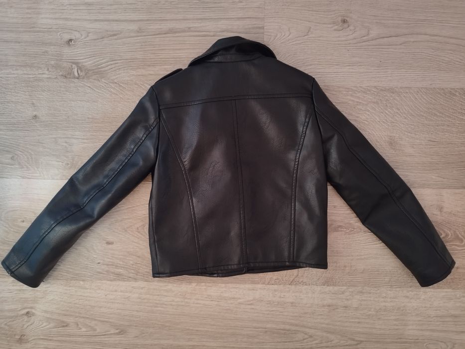 Кожено яке 122 размер