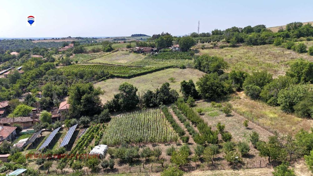 Урегулиран парцел за продажба в с. Мечка