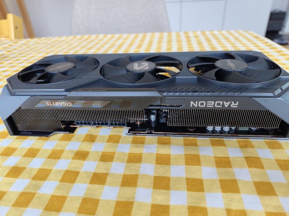Видеокарта Radeon RX 9070XT Gaming OC