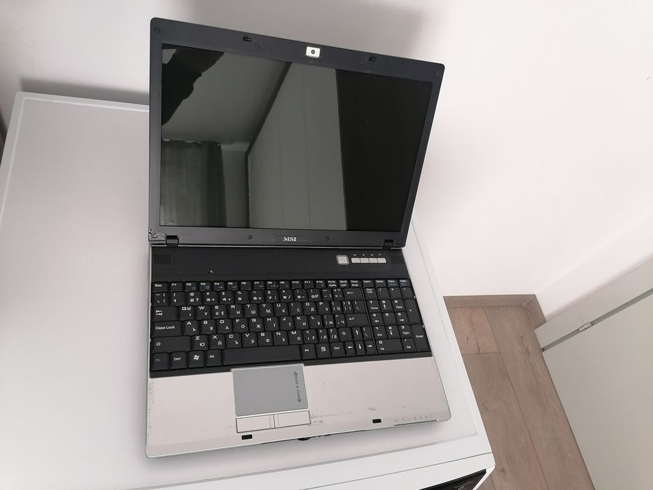 Лаптоп Msi MS-163D