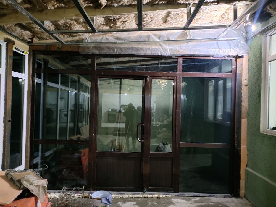 Алюминиевый витраж