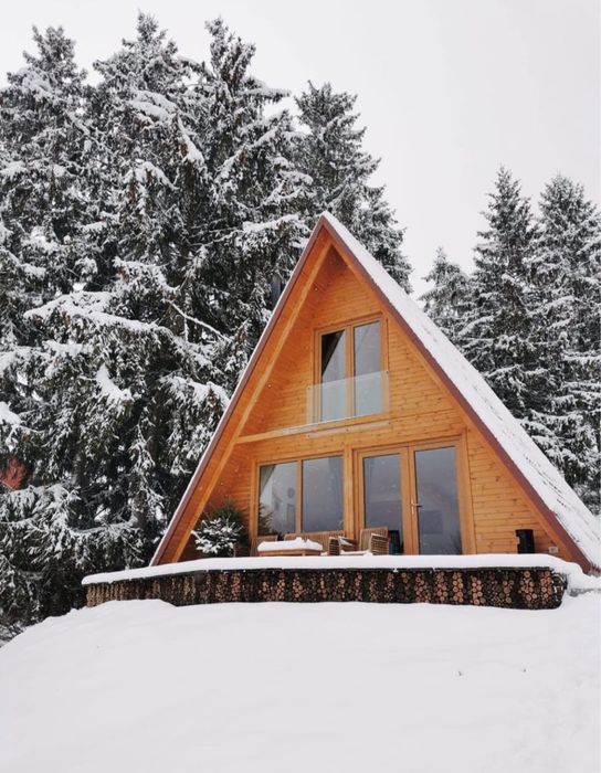 Construim cabane tip casa sau Aframe la comanda
