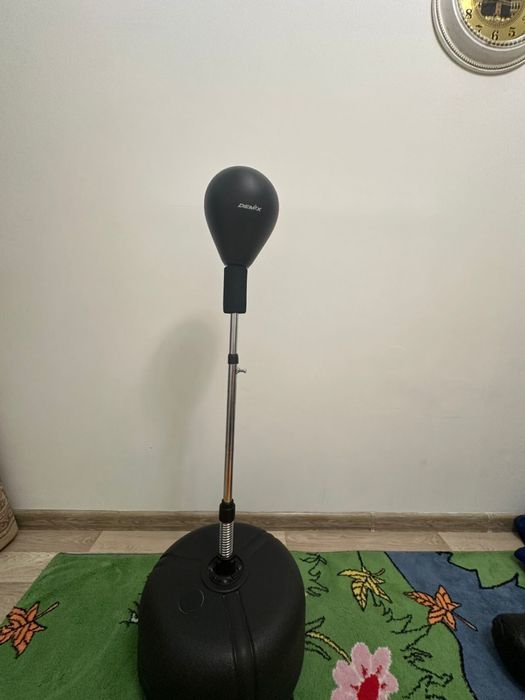 Напольная груша в отличном состоянии